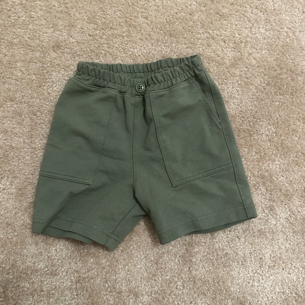 Uniqlo toddler shorts